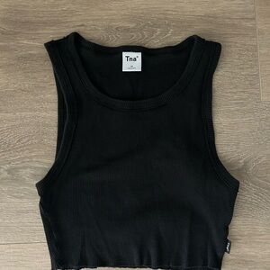 Aritzia tank tops / t shirts
